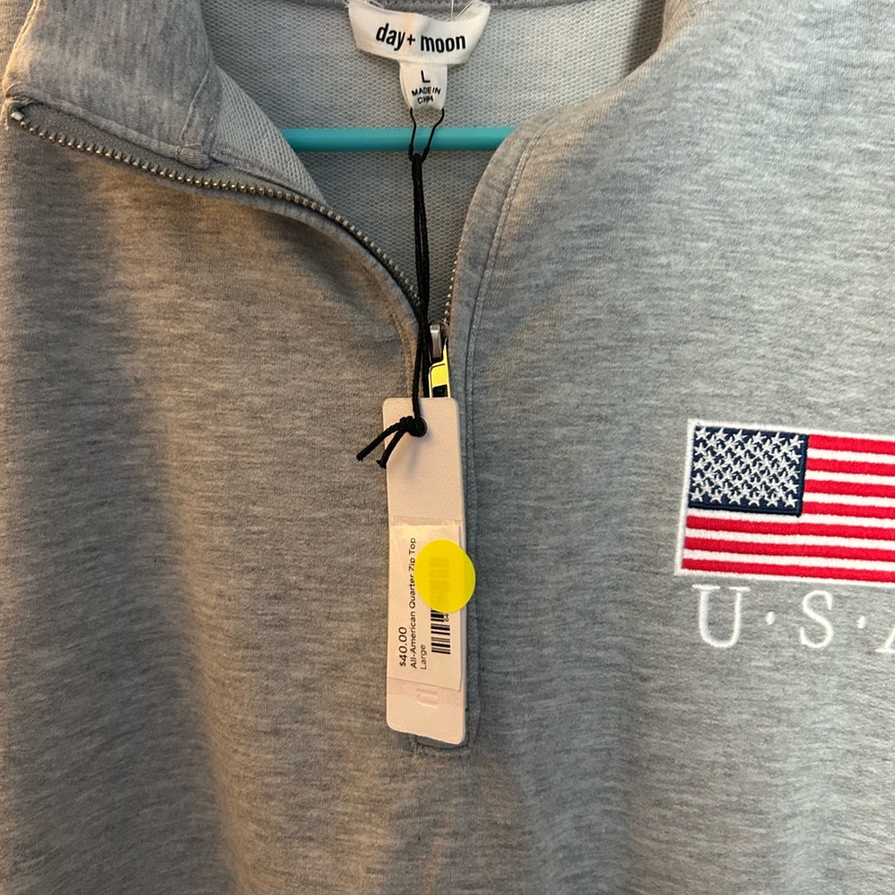 Gray USA Flag Quarter-Zip Sweatshirt - Picture 2 of 4